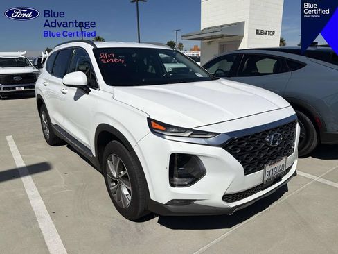 Used 2019 Hyundai Santa Fe SEL FWD image 16