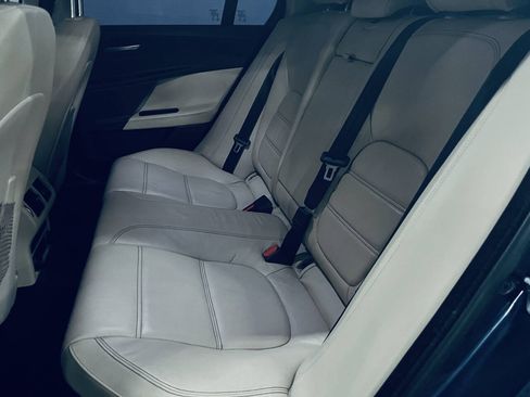 Used 2017 Jaguar XE Prestige AWD/4WD image 18