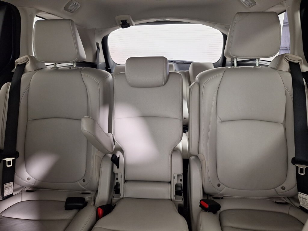 Used 2025 Honda Odyssey EX-L image 24