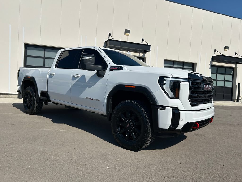 Used 2025 GMC Sierra 2500 AT4 AWD/4WD image 1