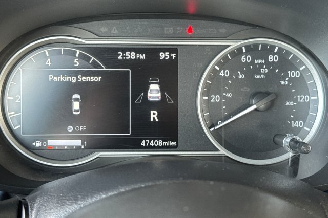 Used 2023 Nissan Versa SV FWD image 27