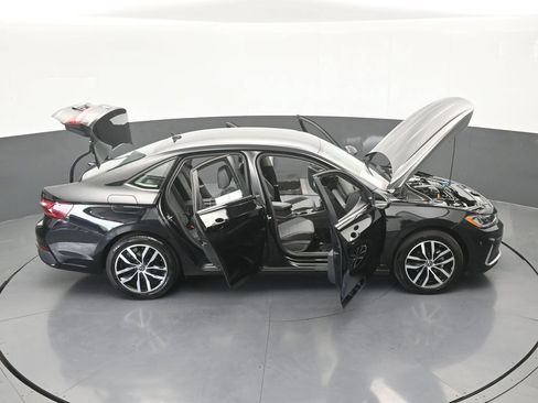 Used 2025 Volkswagen Jetta SE FWD image 66