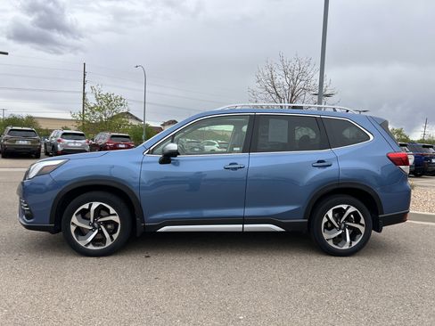 Used 2022 Subaru Forester Touring image 14