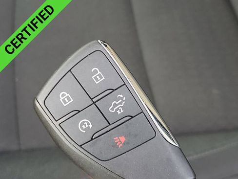 Used 2025 Chevrolet Silverado 2500 LT image 38