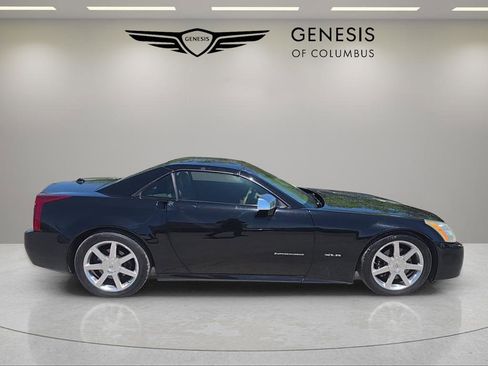 Used 2005 Cadillac XLR RWD image 6