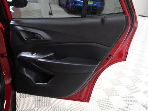 New 2026 Chevrolet Trax RS w/ Sunroof Package FWD image 26