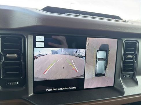 New 2024 Ford Bronco Outer Banks w/ Sasquatch Package AWD/4WD image 23
