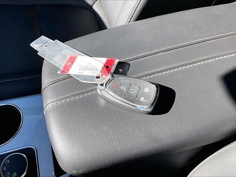 Used 2024 Chevrolet Blazer LT image 35