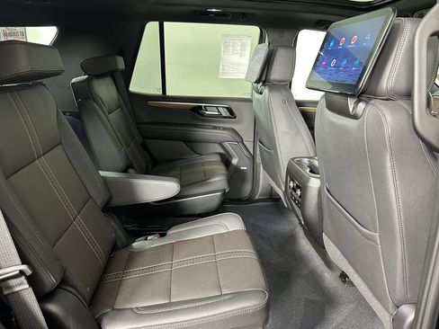 Used 2026 Chevrolet Tahoe High Country AWD/4WD image 34