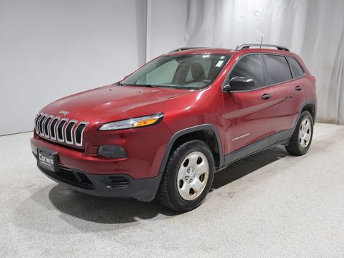 Used 2017 Jeep Cherokee Sport AWD/4WD image 5