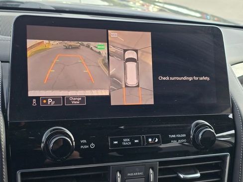 Used 2024 INFINITI QX80 Luxe RWD image 17