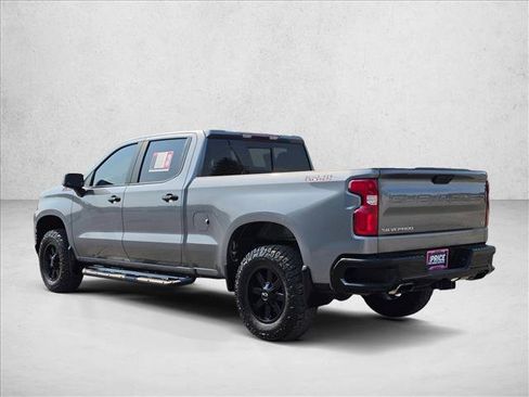 Used 2021 Chevrolet Silverado 1500 LT Trail Boss w/ Convenience Package II AWD/4WD image 3