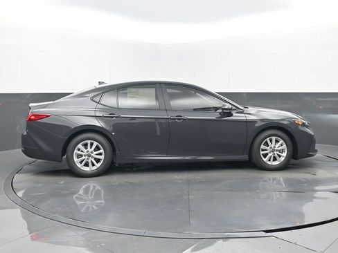 New 2026 Toyota Camry LE image 2