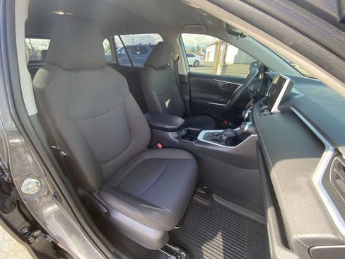 Used 2024 Toyota RAV4 LE image 23