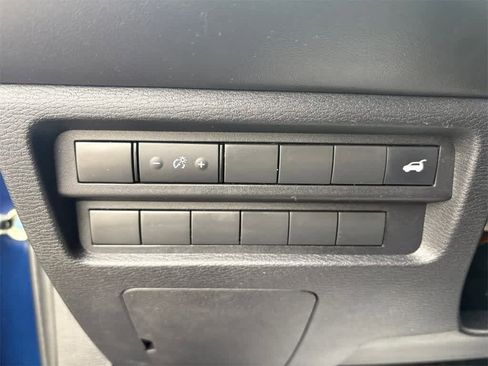 Used 2023 Mitsubishi Outlander SE image 27