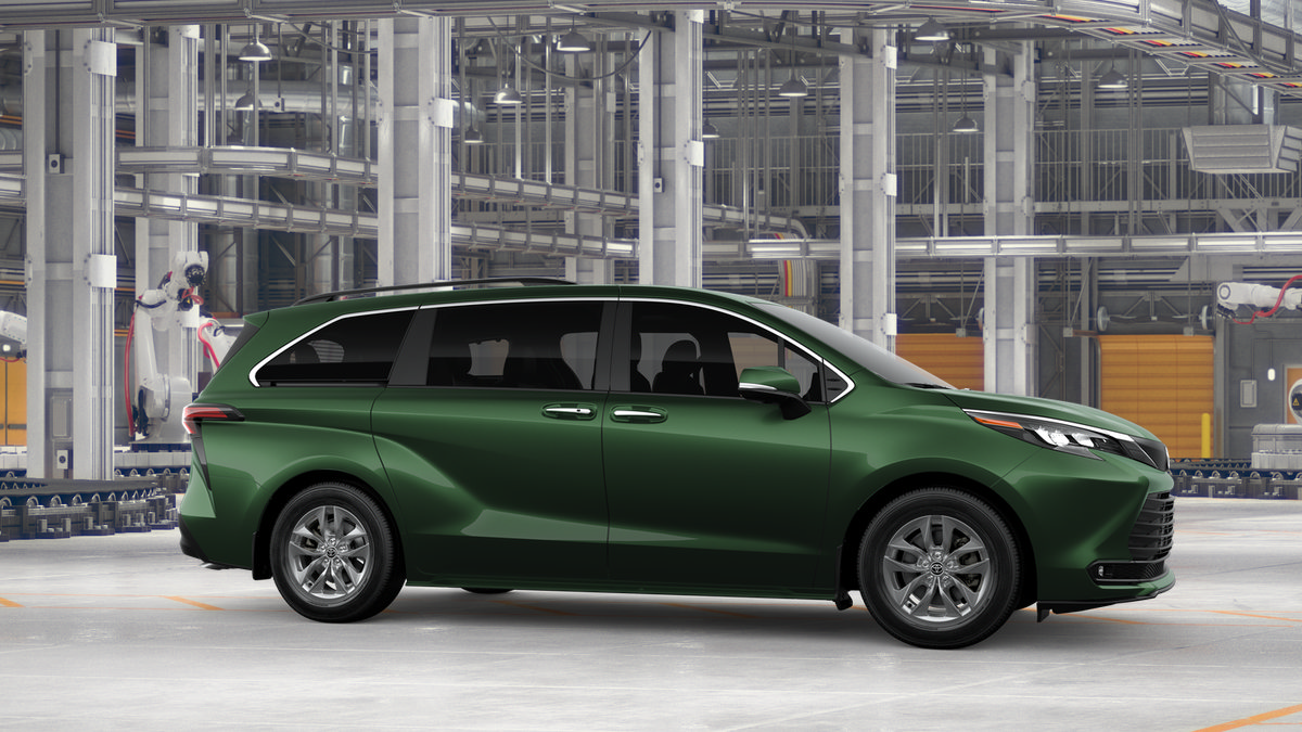 New 2026 Toyota Sienna XLE AWD/4WD image 15