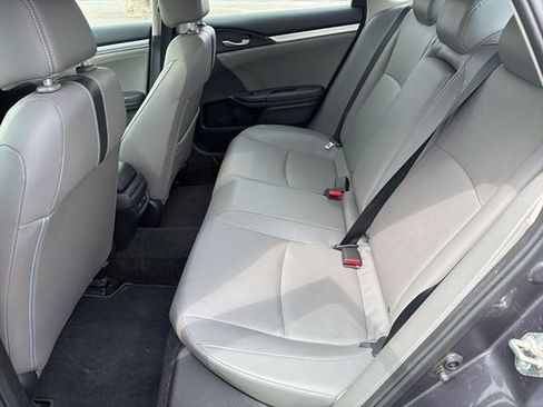 Used 2016 Honda Civic Touring image 18