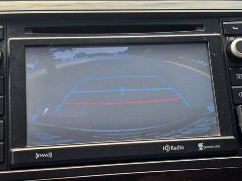 Used 2017 Toyota Sequoia Platinum RWD image 43
