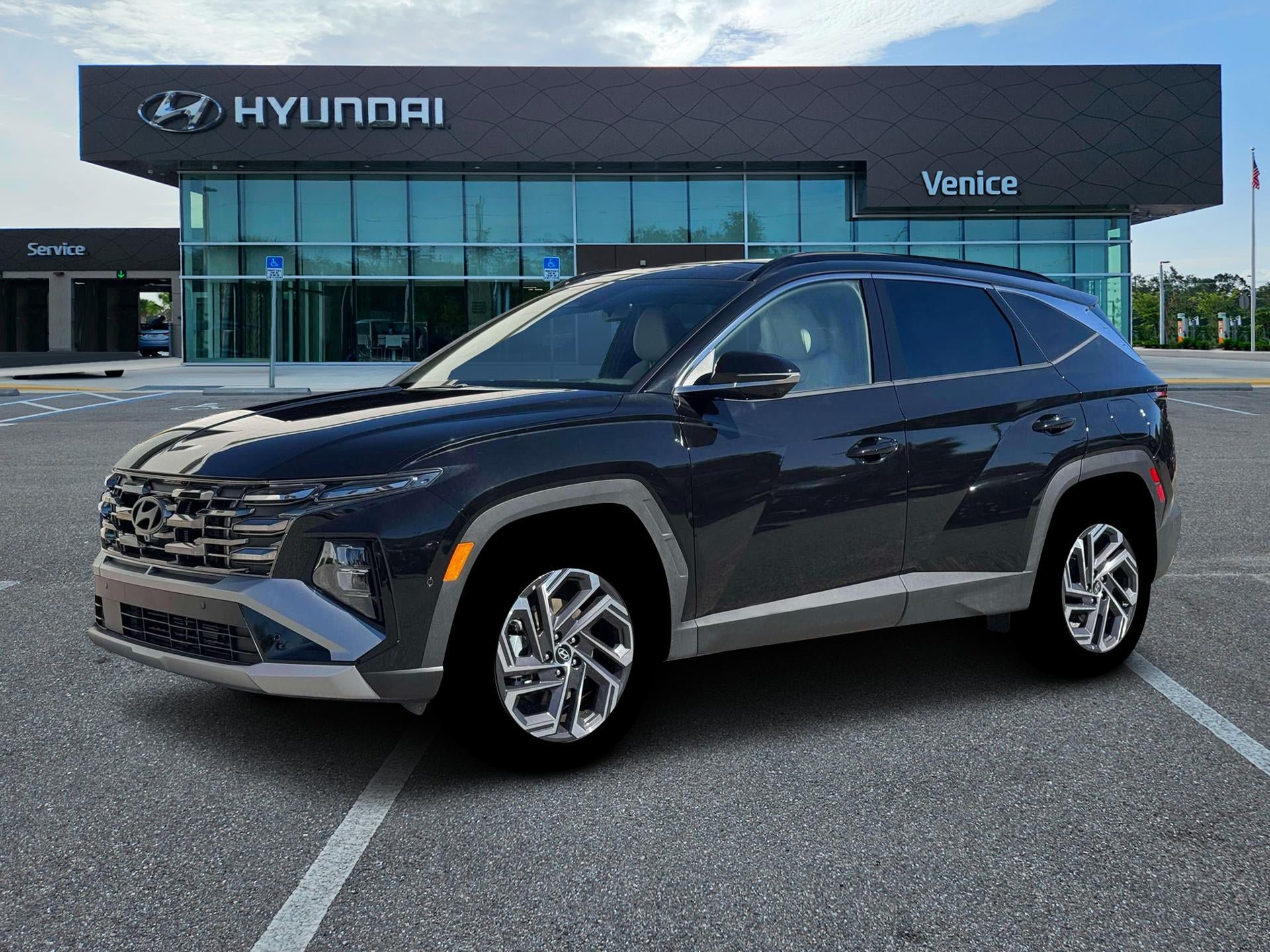New 2026 Hyundai Tucson Limited AWD/4WD image 2