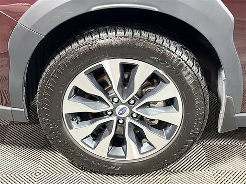 Certified 2025 Subaru Outback Limited w/ Popular Package #2 image 27