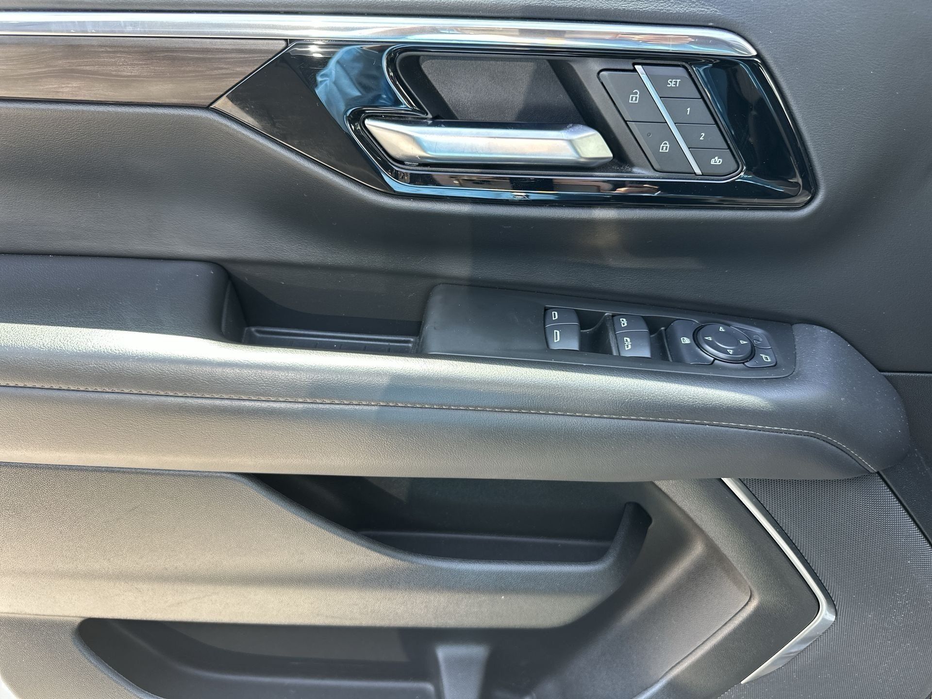 Certified 2025 Chevrolet Tahoe Z71 AWD/4WD image 23