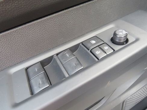 New 2026 Toyota Tundra SR AWD/4WD image 40