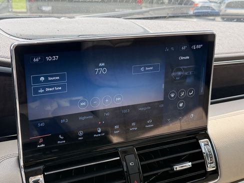 Used 2022 Lincoln Navigator L Reserve AWD/4WD image 19