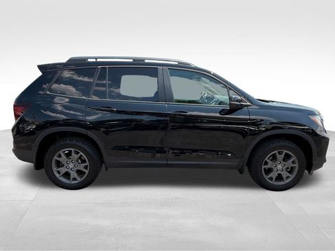 Used 2024 Honda Passport TrailSport image 4
