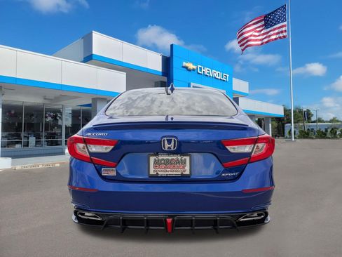 Used 2018 Honda Accord Sport image 5