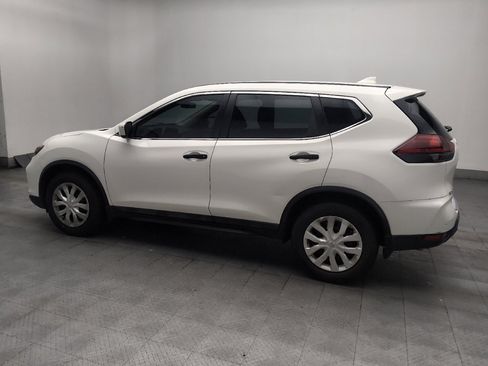 Used 2018 Nissan Rogue S FWD image 3