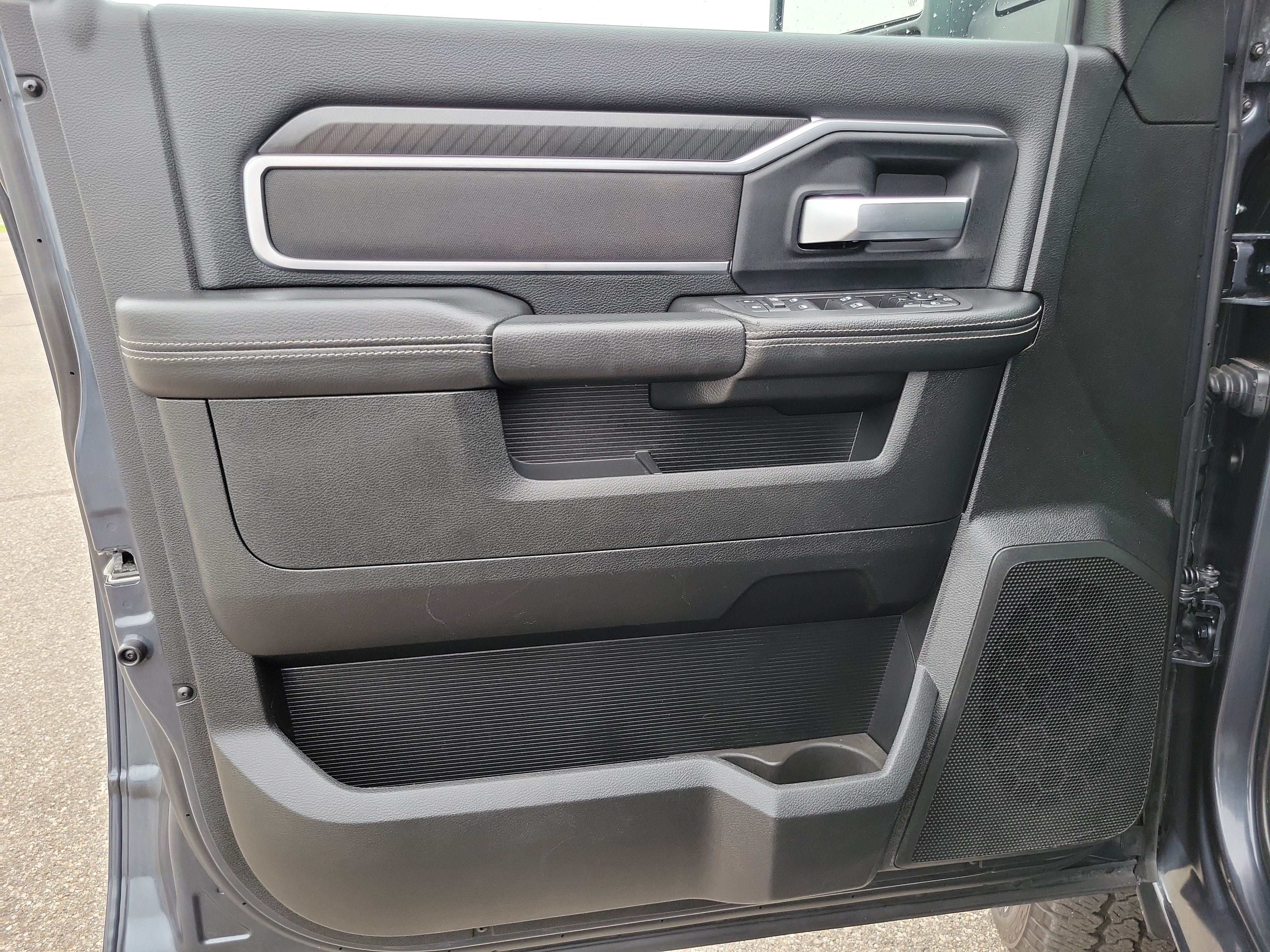 Used 2026 RAM 2500 Big Horn AWD/4WD image 6