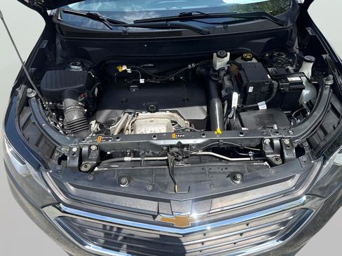 Used 2019 Chevrolet Equinox LT w/ Sun & Navigation Package AWD/4WD image 16