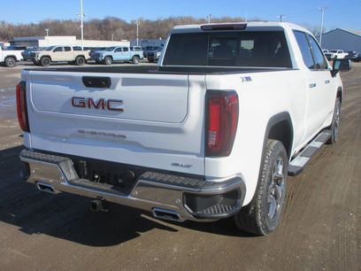 New 2026 GMC Sierra 1500 SLT w/ SLT Premium Plus Package