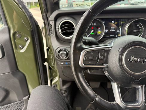 Used 2023 Jeep Wrangler Unlimited Sahara w/ Cold Weather Group image 7