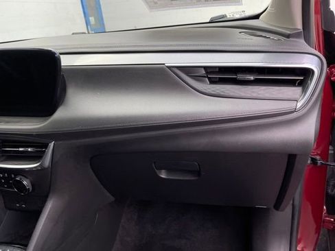 Used 2024 Buick Encore GX Preferred image 30