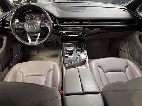 Used 2019 Audi Q7 3.0T Premium Plus w/ Premium Plus Package image 16