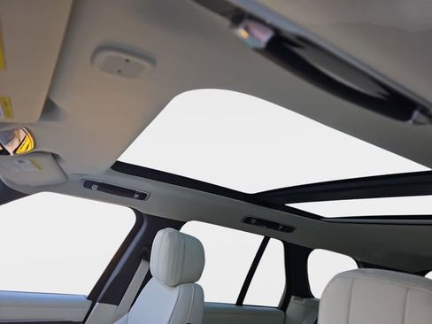 New 2026 Land Rover Range Rover SE AWD/4WD image 17