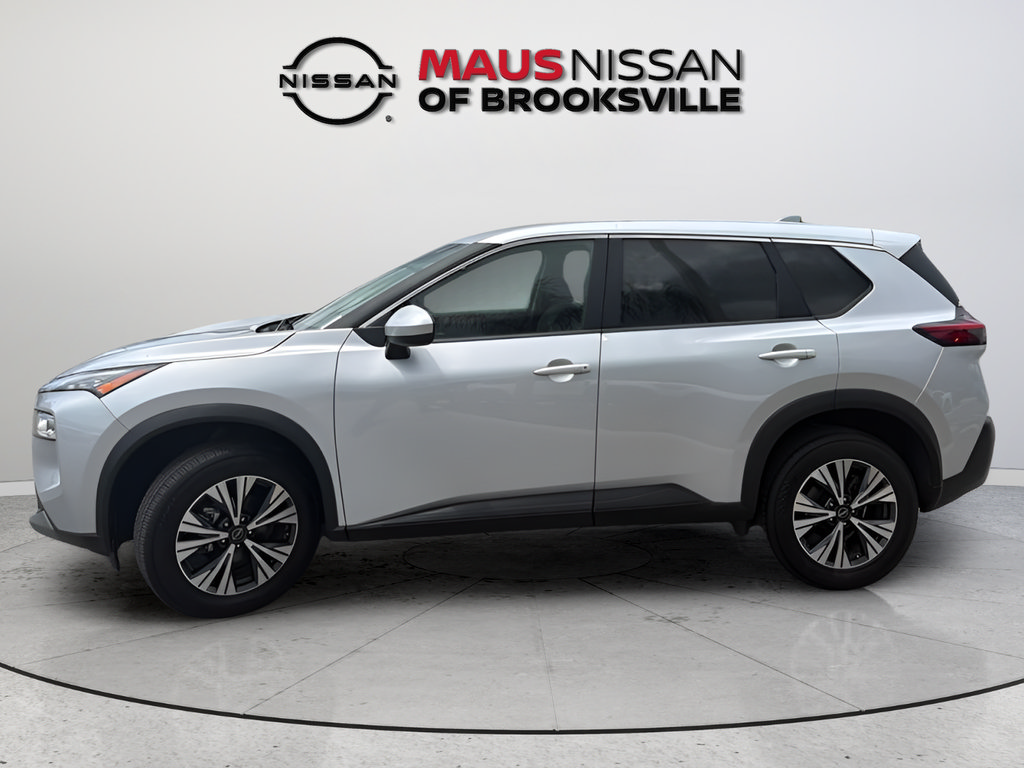 Used 2023 Nissan Rogue SV FWD image 5