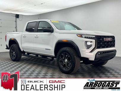 Used 2024 GMC Canyon Elevation w/ Convenience Package