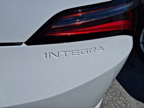 Used 2025 Acura Integra FWD image 5