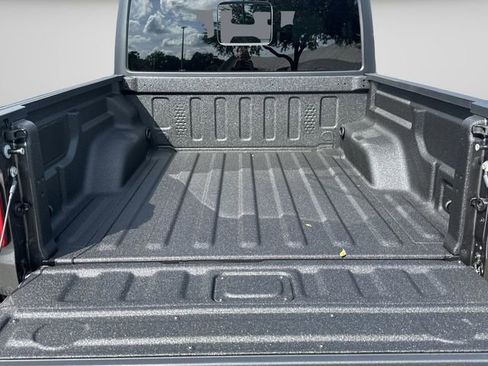New 2025 Jeep Gladiator Sport image 9