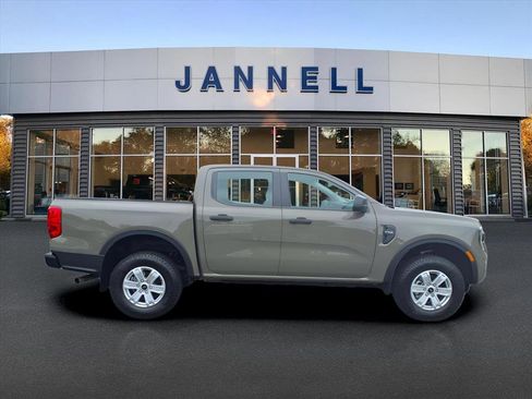 Used 2025 Ford Ranger XL image 8