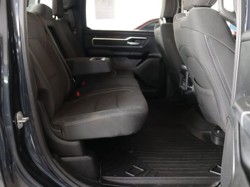 Used 2019 RAM 1500 Big Horn image 32