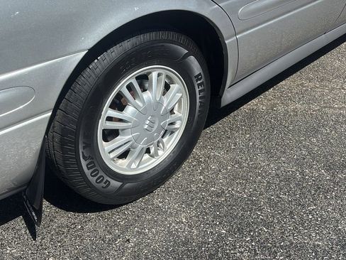 Used 2005 Buick Le Sabre Limited image 8