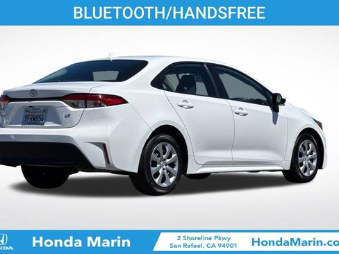 Used 2023 Toyota Corolla LE FWD image 5