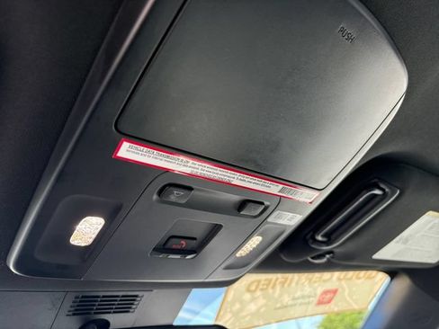 Used 2025 Toyota Camry SE FWD image 24