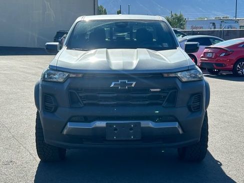 Used 2024 Chevrolet Colorado Trail Boss w/ Advanced Trailering Package AWD/4WD image 10
