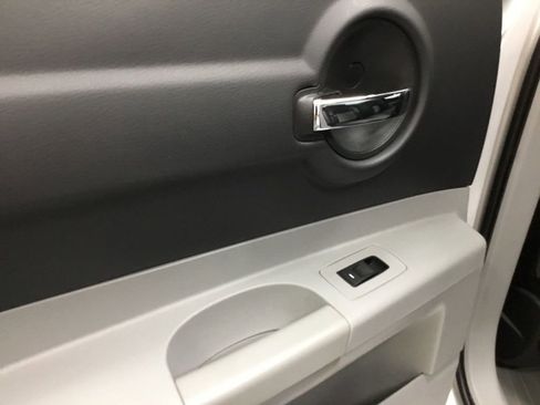 Used 2006 Dodge Charger SRT8 w/ SRT Option Group III image 17