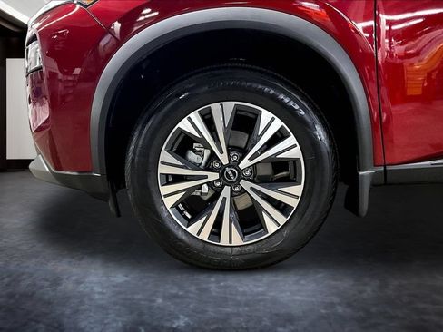Used 2023 Nissan Rogue SV AWD/4WD image 33