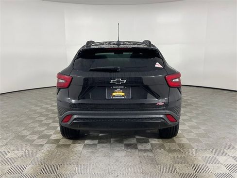 New 2026 Chevrolet Trax RS w/ Sunroof Package image 22
